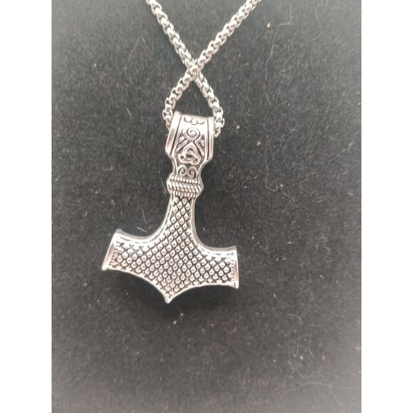 Viking Necklace Thor Hammer Celtic Pendant Nordic Amulet Silvertone 22" Chain - Picture 6 of 6